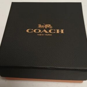 COACH OPEN CIRCLE STONE NECKLACE